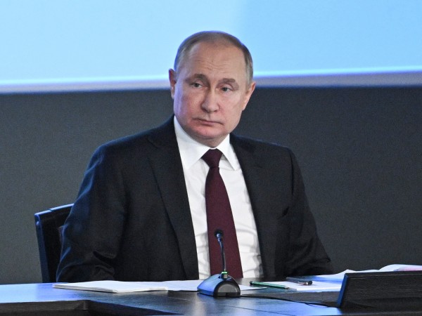 Ситуацията в Донбас ескалира, заяви руският президент Владимир Путин по