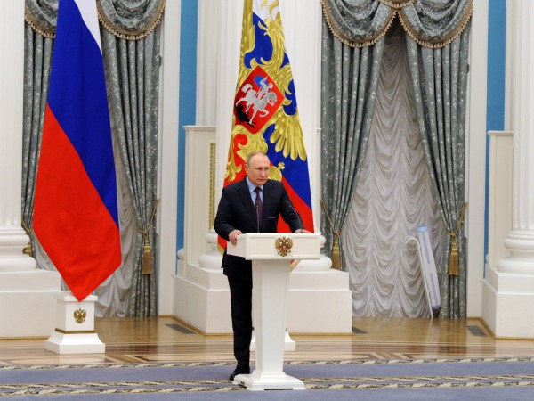 Руският президент Владимир Путин настоя днес, че интересите и сигурността