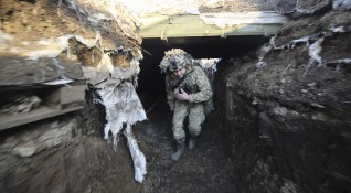 Стрелба от артилерийски оръдия се чува в Луганск съобщи кореспондент