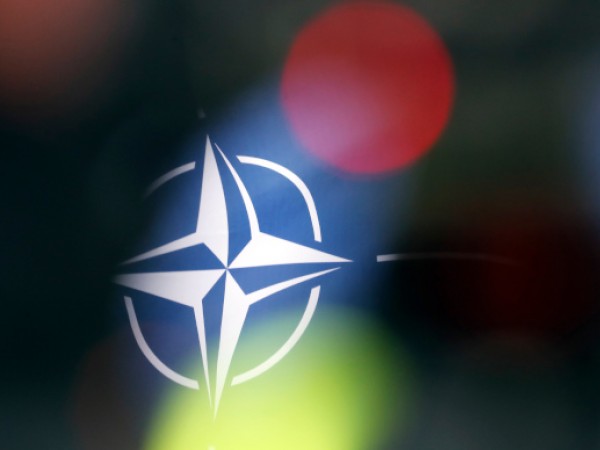 НАТО ще проведе виртуална среща на върха утре заради нахлуването