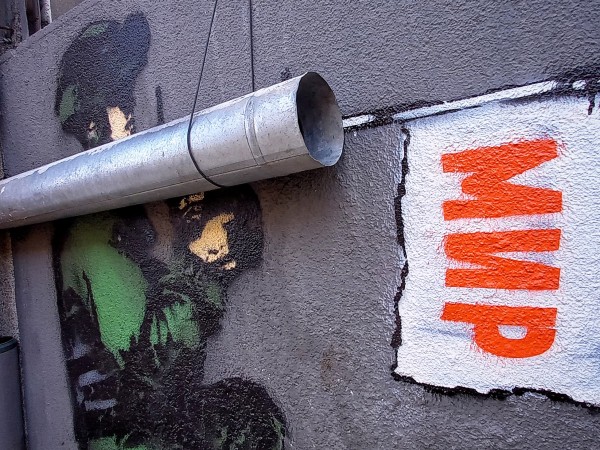 Снимка: Димитър Кьосемарлиев, Dnes.bg Нов графит привлича вниманието на столичани