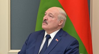Беларуският лидер Александър Лукашенко обяви днес че е поискал от