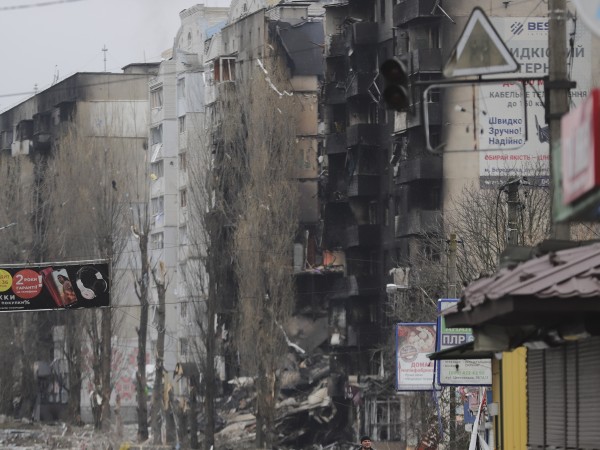 Руските войски продължават да напредват към украинската столица Киев, съобщи