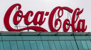 Компаниите Кока Кола и Пепси обявиха че спират да продават