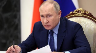 Руският президент Владимир Путин информира днес в телефонен разговор френския