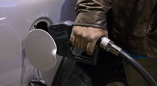 Словенското правителство замразява максималните цени на горивата на дребно от