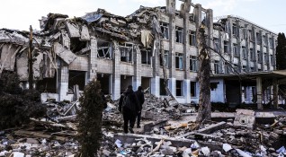 Обсадени и непрекъснато обстрелвани градове разрушени болници руската армия
