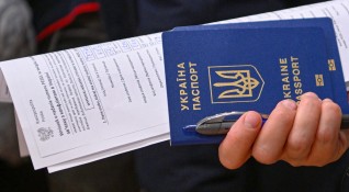 Около 7 процента от населението на Украйна са избягали от