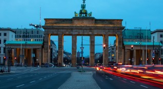 Германското правителство смята да изтегли заем от най малко 200 млрд