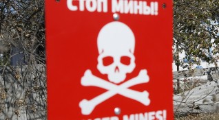 Русия предупреди в събота че морските мини които украинците са