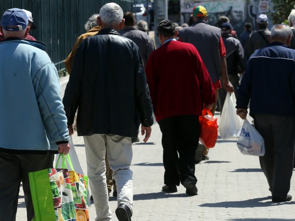 Търговските вериги в Гърция наложиха ограничения върху количеството на стоки