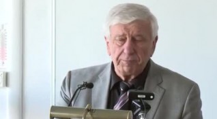 Българският професор Михаил Станчев който преди дни избяга от войната