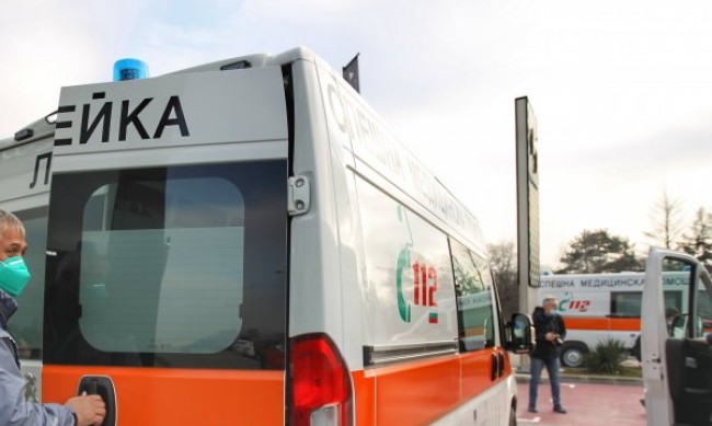 Тежка катастрофа на пътя Дупница-София с трима загинали 