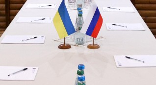 Преговорите за мир в Истанбул между делегациите на Русия и