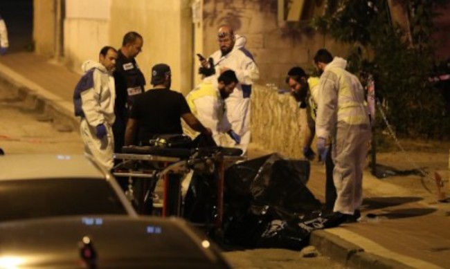 Арабски нападател уби петима в предградие на Тел Авив