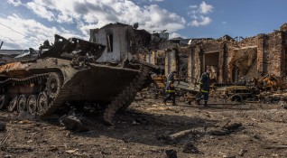 Руските сили са нанесли удар по сграда на Червения кръст