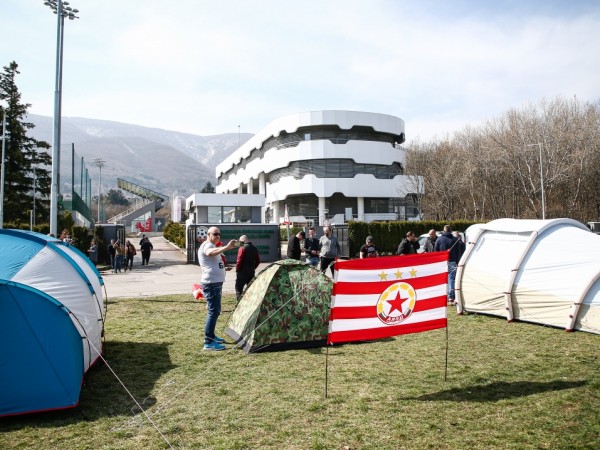 Клубове от цяла България ще излязат днес на протест пред