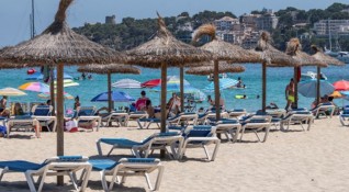 В България и в Кипър туристическият бранш тръпне в несигурност