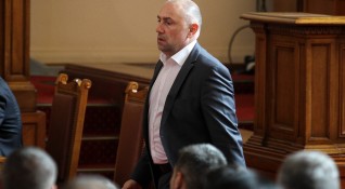 Кандидатът за шеф на БНБ Любомир Каримански е получил заплашителен