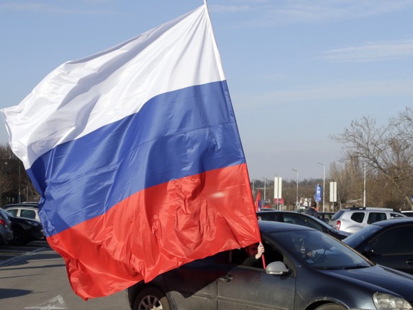 Русия обяви, че отпраща голяма група полски дипломати, съобщи ТАСС.Новината