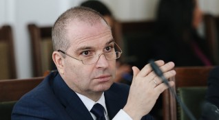 Министърът на регионалното развитие и благоустройството Гроздан Караджов започна инспекция