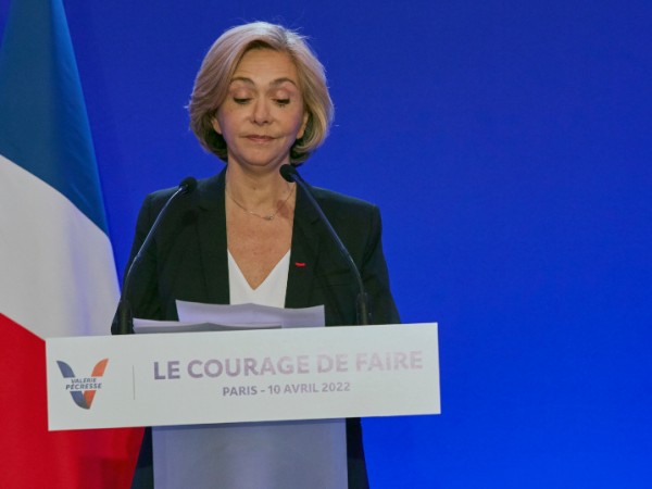 Кандидатът за държавен глава на Франция Валери Пекрес призова за