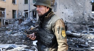 Полк Азов който защитава Мариупол от руската инвазия съобщи че