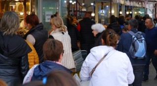 Повече от десет хиляди българи пристигнаха на пазар в Одрин
