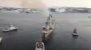 Избухнал е пожар на борда на ракетния крайцер Москва на