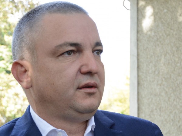 Окръжната прокуратура във Варна обяви, че е повдигнала обвинение на