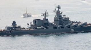 Руският ракетен крайцер Москва е потънал в Черно море след