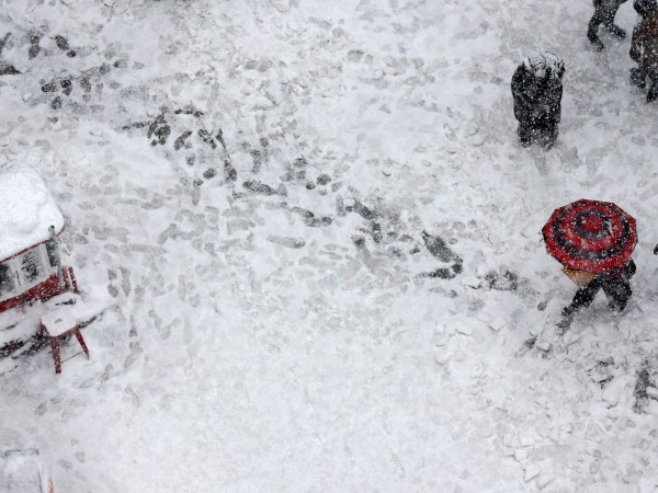 Голям снеговалеж се наблюдава в редица области на Турция, съобщи