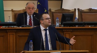 От Демократична България предлагат намаляване на законната лихва при забавени