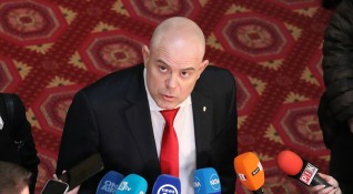 Главният прокурор Иван Гешев ще сезира Конституционният съд за приетите