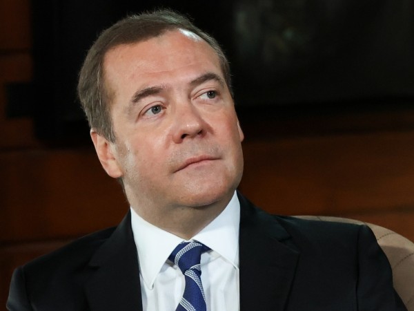 Председателят на партията "Единна Русия" Дмитрий Медведев заяви, че появилата