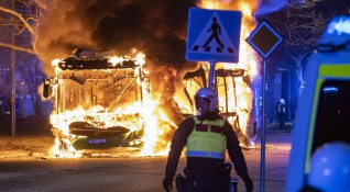 Трима души бяха ранени при поредните безредици в Източна Швеция