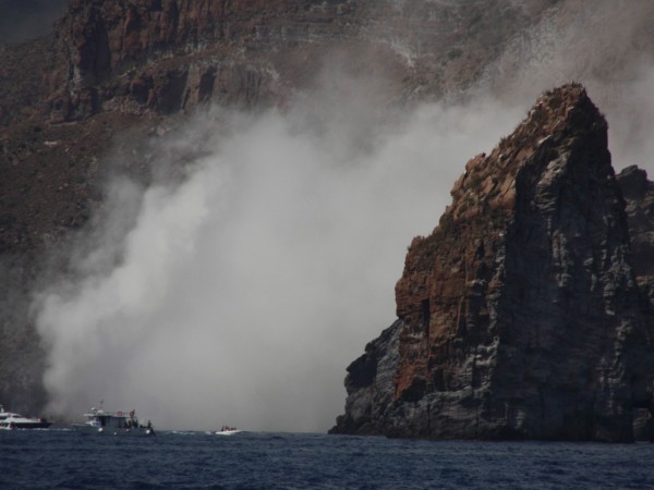 Данни за най-голямото вулканично свлачище в Средиземноморския регион откриха гръцки