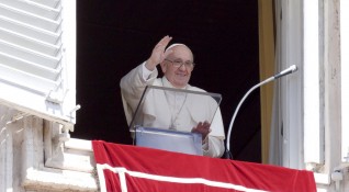 Папа Франциск поздрави православните християни за Великден и призова отново