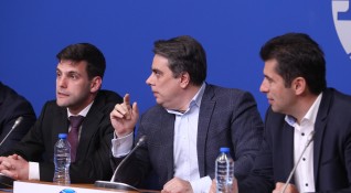 Премиерът Кирил Петков съобщи ПП е взела решение като партия
