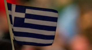 Правителството на Гърция обмисля няколко варианта за подкрепа към България