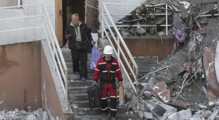 Лъч надежда за евакуация от последната украинска крепост в пристанищния