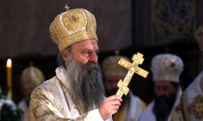 Преговарят за връщането на Македонската църква към Сръбската?