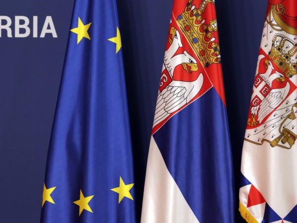 Сърбия ще достигне българските заплати след десет години. Това пише