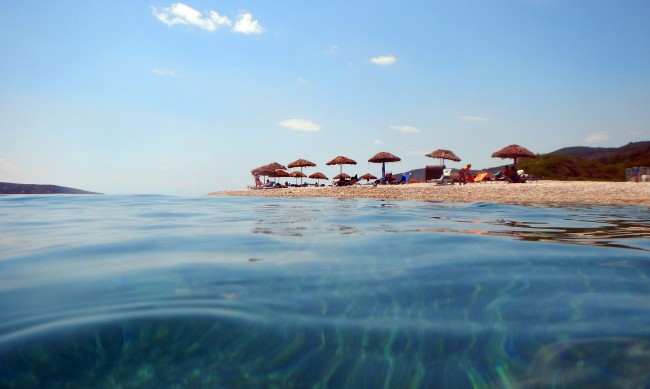 Гърция покрива безплатни почивки на гражданите