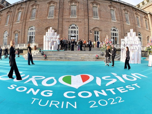 Конкурсът за песен на "Евровизия" попадна в центъра на секс