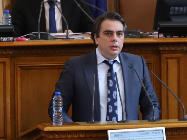 Министърът на финансите Асен Василев увери,че България ще бъде включена