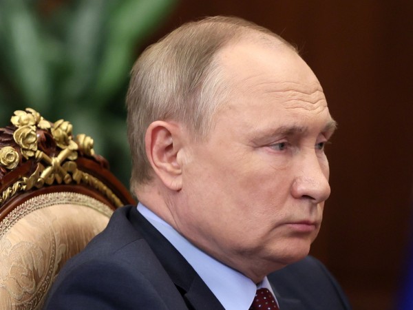 Руският президент Владимир Путин е тежко болен от рак и
