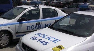 Полицията задържа 38 годишен мъж в Бургас заради забити кирки