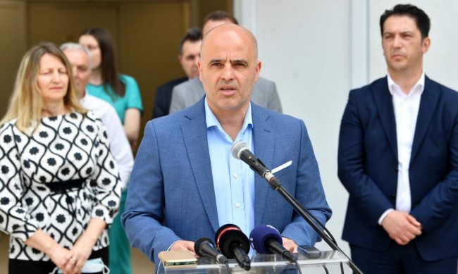 Македонският премиер отговори на Кирил Петков