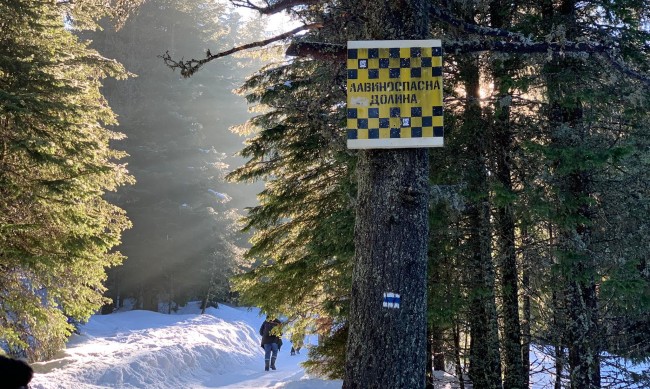 Времето в планините е опасно за туристи и скиори
